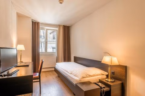 Hotel Alpina Luzern — foto 1