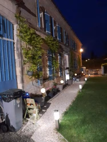 La Charentaise des Lilas — foto 1