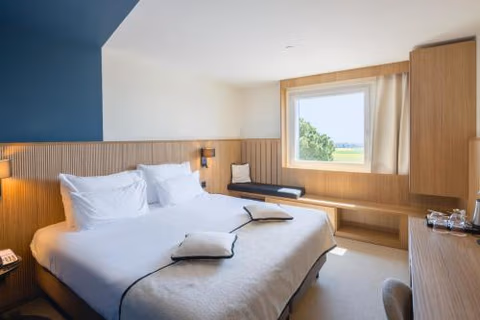 Everness Hotel & Resort — foto 2