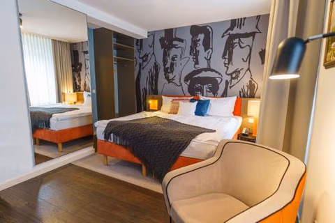 Tante ALMA's Bonner Hotel — photo 5