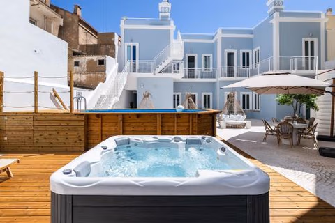 Dona Simone Boutique Suites & Studios - by @ rita's place — foto 3