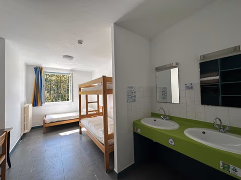 Auberge de jeunesse HI Poitiers — foto 4