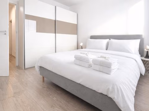 Simcity 11 l Vogue apt w PRIVATE parking, balcony, 24 7 self check in just a quick walk from city square — foto 3