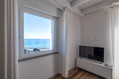 VILLA CADIZ APARTMENTS VARAZZE — photo 4