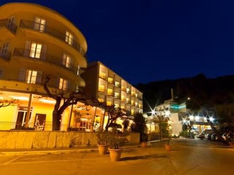 Hotel Serapo — foto 1