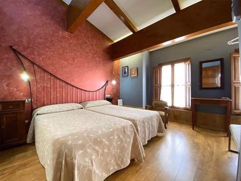 Hostal Rey Pedro I — photo 9