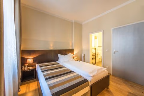 Altstadt Hotel & Café Koblenz — photo 8