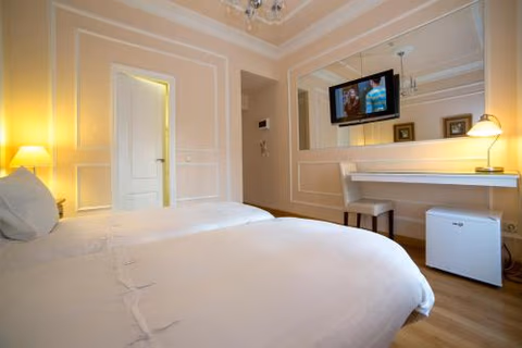 Hostal Adria Santa Ana — photo 2
