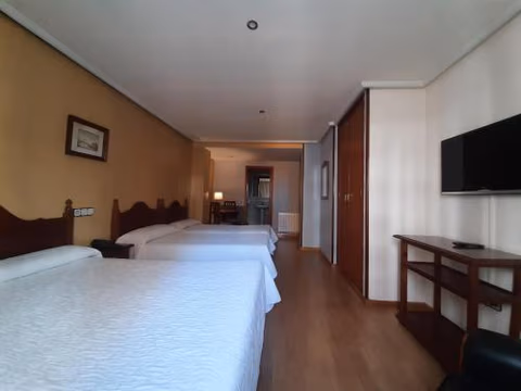 Hotel Favila — foto 7