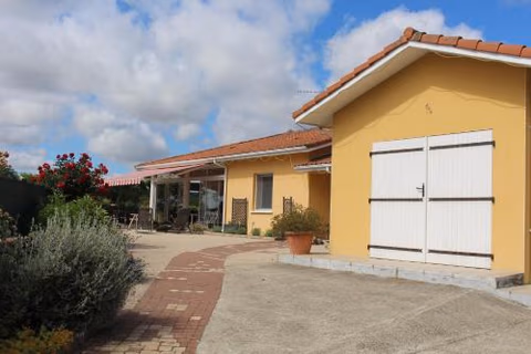 La Nouste Maisoun — foto 1