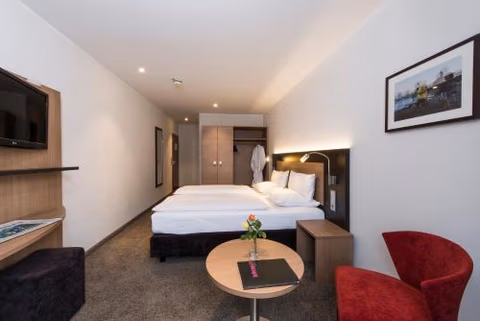Astor & Aparthotel — foto 1