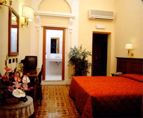 Hotel California — photo 4