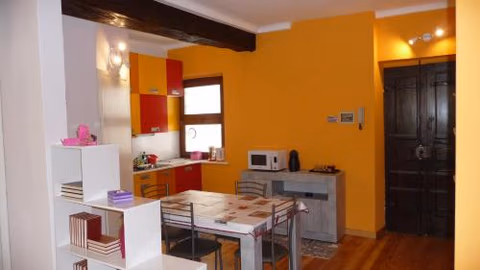 La casa di Perpy Ivrea centro storico — foto 3