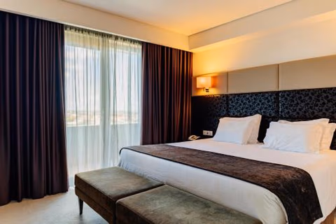 Axis Porto Business & Spa Hotel — photo 2