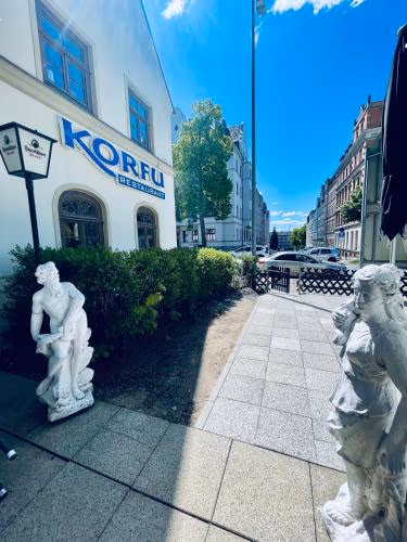 Charmantes Zimmer mit Parkplatz & Restaurant — photo 2