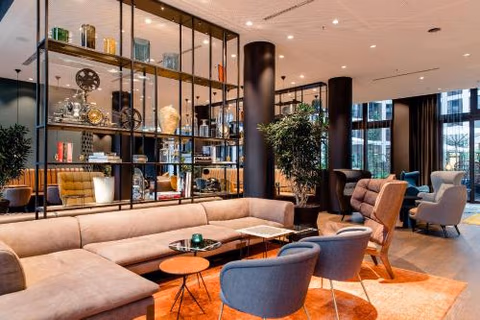 Motel One Köln-Messe — photo 8