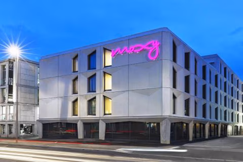 Moxy Lausanne City — foto 1
