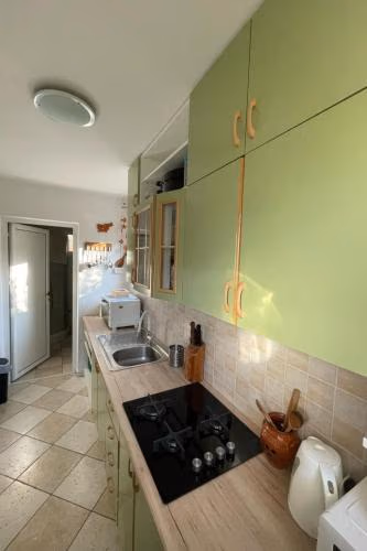 Holiday Home Gemütliches Ferienhaus in Pinezići mit großer Te by Interhome — foto 7