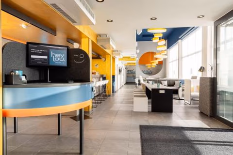Hey Lou Hotel Nördlingen — foto 4