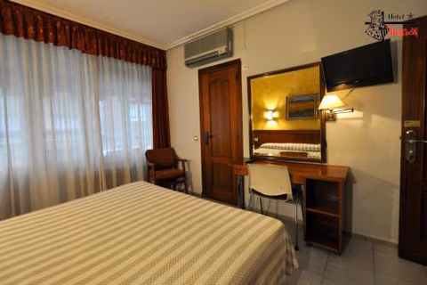 Hotel Aragón — photo 2
