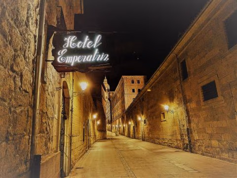 Emperatriz I — photo 1