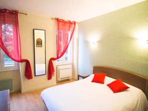 Hôtel Le Thurot- Dijon Centre Gare — foto 7