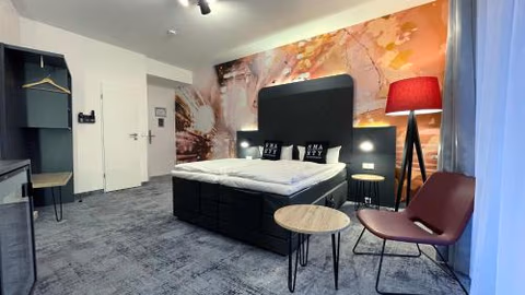 SMARTY Cologne Dom Hotel - Boardinghouse - KONTAKTLOSER SELF CHECK-IN — foto 8