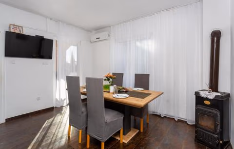 Stunning Home In Pinezici With Kitchen — foto 5