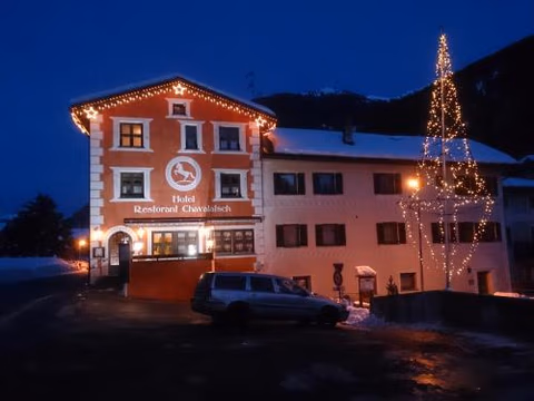Hotel Chavalatsch — foto 2