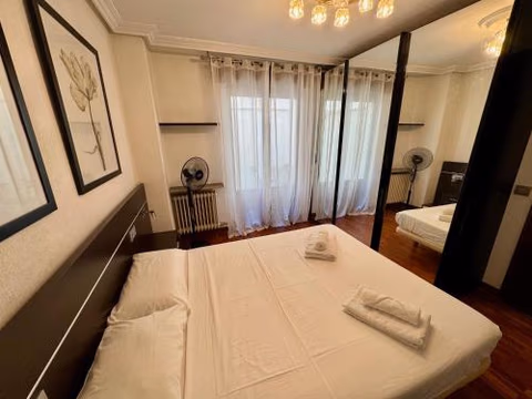 Apartamento Reyes de España / Free Parking & Wi Fi — foto 2