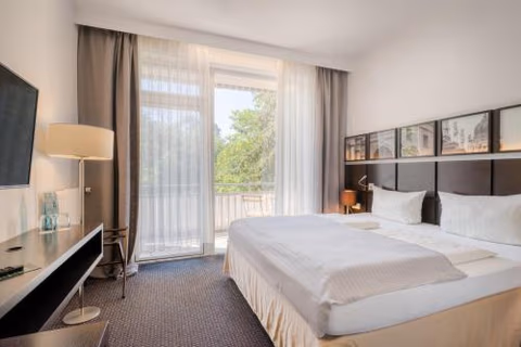 Waldhotel — foto 1