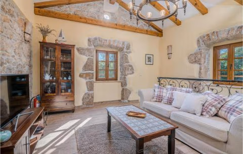Stunning Home In Svet Vid Dobrinjski — foto 4