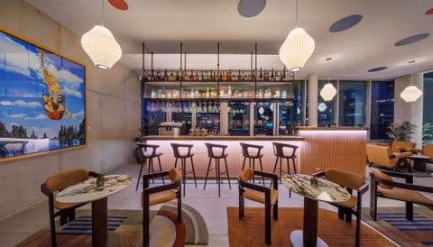 art'otel cologne, Powered by Radisson Hotels — foto 3
