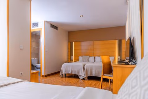 Hotel Serrano — photo 2