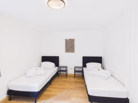 CROWN LIVING Basic Studios Fußach - Studios mit Küche, kostenloser Parkplatz, WLAN, Self Check-in, ideal für Feriengäste und Geschäftsreisende — foto 1