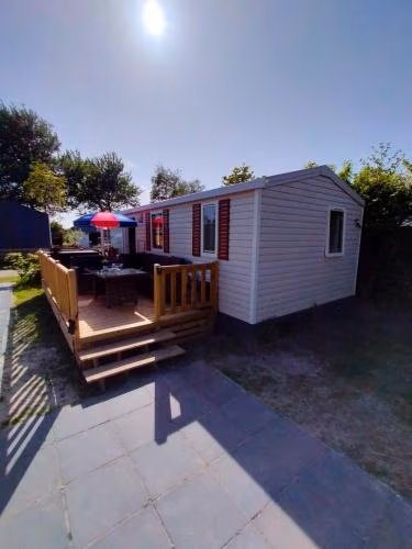 BJ Chalets - Robbengat 68 - Gezellige chalet op vakantiepark Lauwersoog! Vroege incheck! MET AIRCO! — foto 1