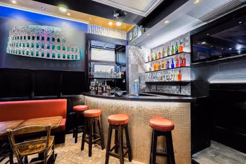 Alessandro Palace & Bar — foto 1