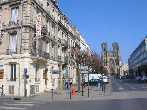 Hôtel De La Cathédrale — foto 1