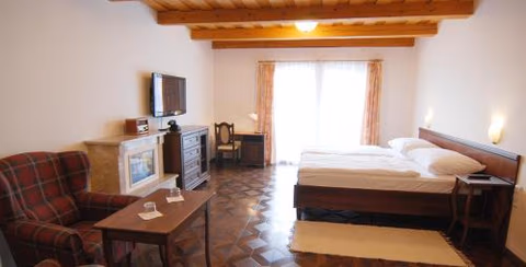 Hotel SHEYLYS — photo 1