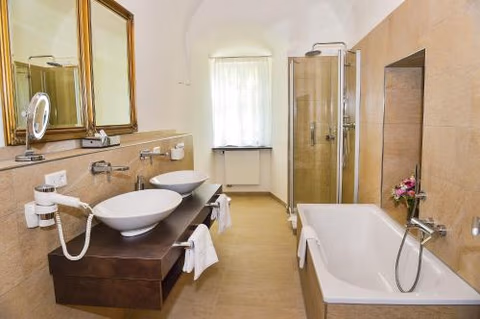 Schloss Hotel Wasserburg — foto 7