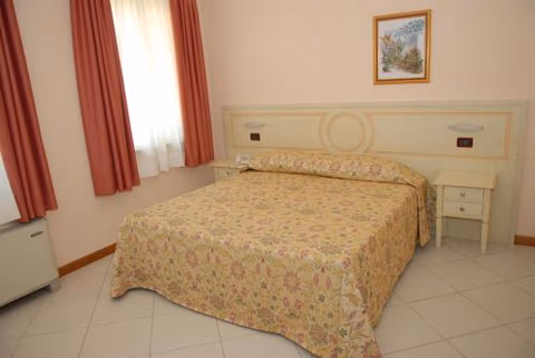 Hotel Plazza — foto 2