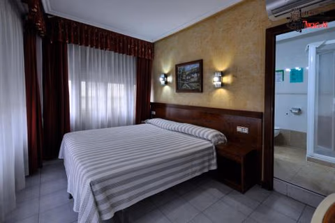 Hotel Aragón — photo 4