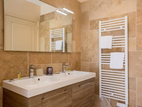 Le Cara - 4 appartements calmes et chics au cœur de Beaune — foto 8