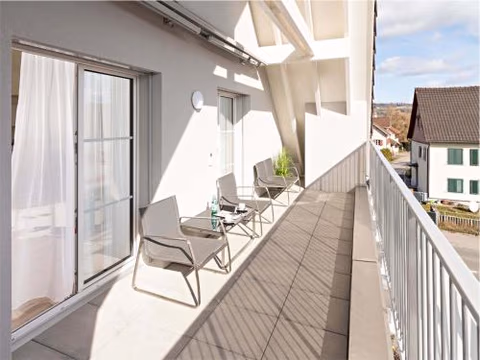 Exklusive 5,5 Zimmer Wohnung für Familien und Business — foto 6