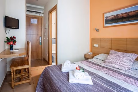 Hostal Inter Puerta del Sol AUTO CHECK IN — photo 3