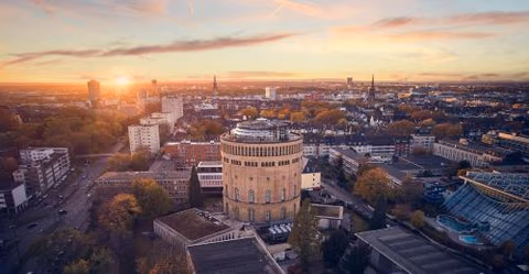 Wasserturm Hotel Cologne, Curio Collection by Hilton — foto 1