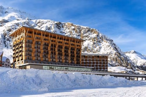 Radisson Blu Hotel Reussen, Andermatt — foto 1