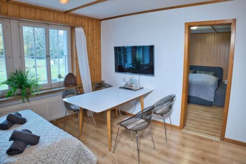 Kiwi Chalet - Mountain Views & Cozy NZ Vibes — foto 3