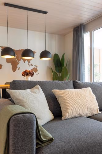 Scenic Apartment with Balcony View & Free Parking — foto 8