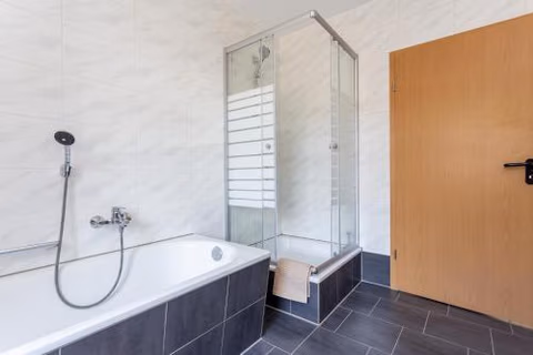 FullHouse - Chemnitz - Z25 Apartments - 3 Beds - SmartTV - Nespresso — foto 7